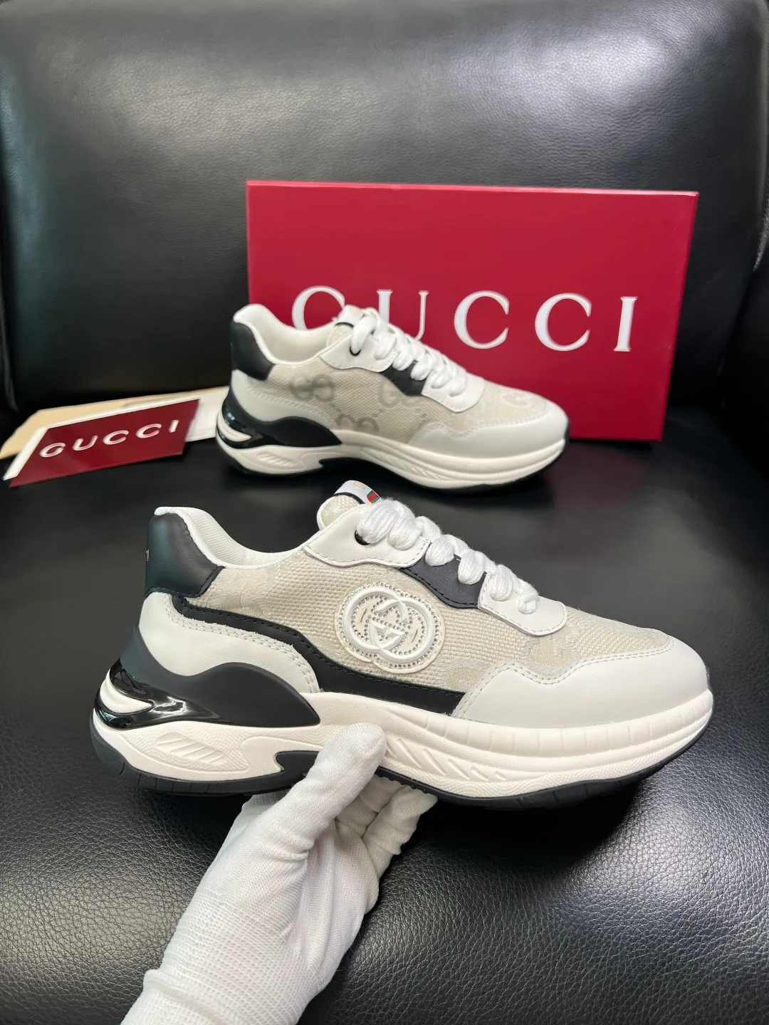 Men's shoes 💰800 Gucci top purchasing Gucci counter new model, original factory configuration imported cowhide from Italy with printed fabric, imported cowhide lining, breathable and comfortable, sole: original factory special sole is super comfortable, original factory and single goods are high quality, welcome to compare, code number 38-44 (customized 45)
